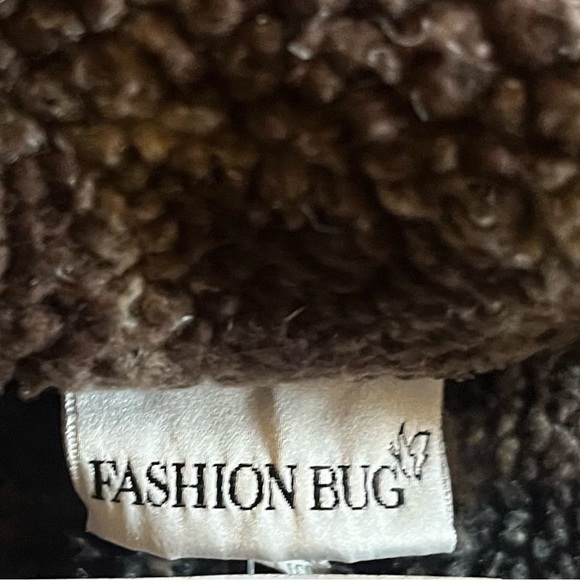 Cozy checked unisex button down fleece from the 90’s. - Picture 5 of 5